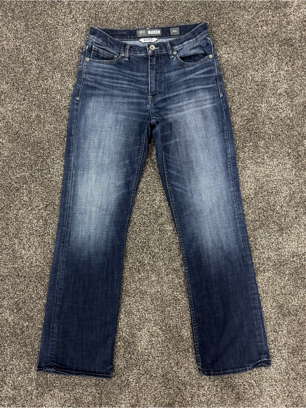 BKE Denim Jeans Mens 30L Blue Tyler Bootleg Relaxed Fit Mid Rise Stretch Stearns